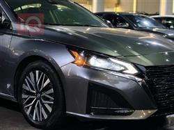 نيسان ألتيما